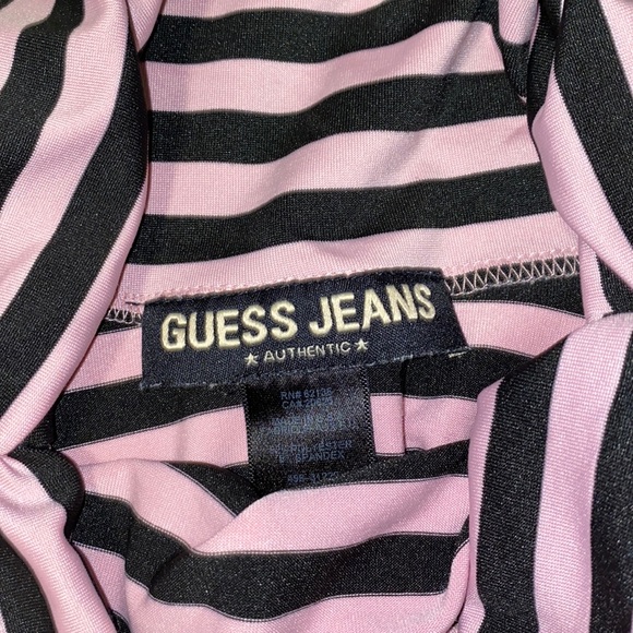 GUESS mini skirt - Picture 2 of 2